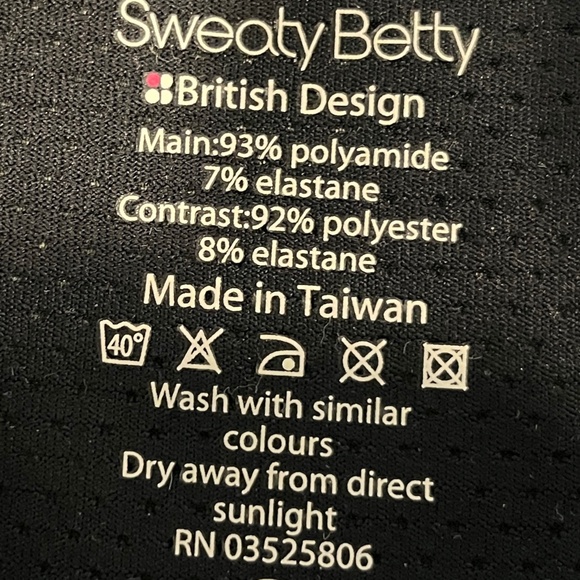 2-PIECE SET: Sweaty Betty Tank Top and Cropped Leggings - Picture 7 of 7